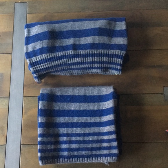 BCBG angora and wool sweater and scarf - Picture 7 of 10